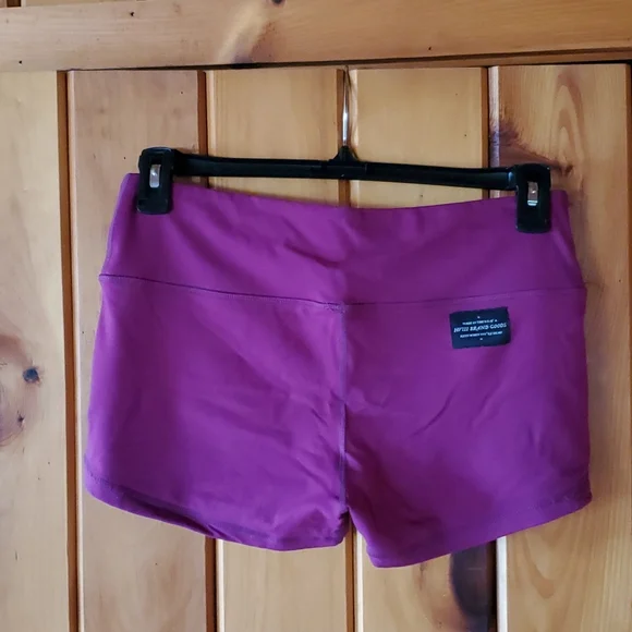 HVIII Brand Goods Shorts - Picture 2 of 2